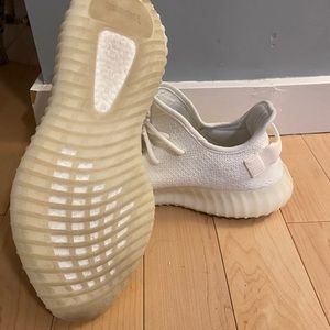 Yeezy boost v2 cream